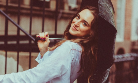 Allure (USA) appoints Editorial Assistant