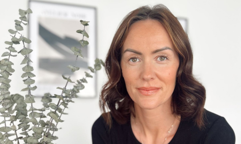 Maximum Talent signs parenting and lifestyle influencer