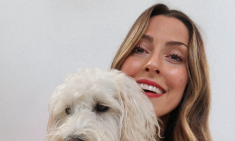 Make-up artist Em-J announces self representation