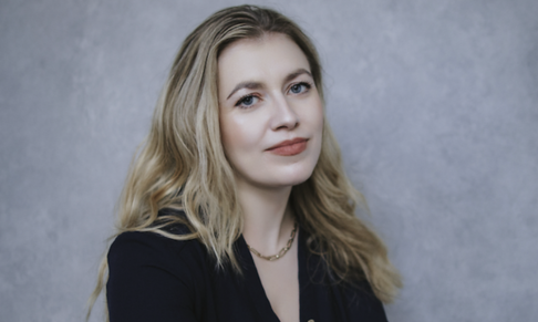 Cosmopolitan UK Senior Features Writer goes freelance