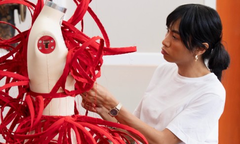 Fashion brand Veejay Floresca appoints USA PR agency 