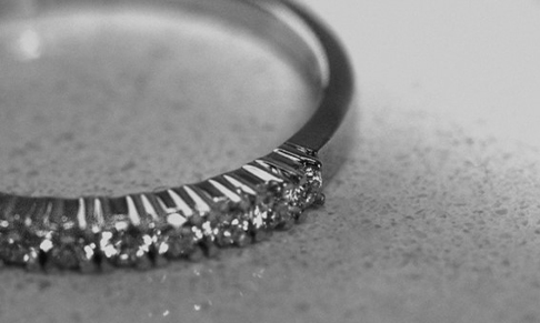 The Diamond Store appoints b. the communications agency 