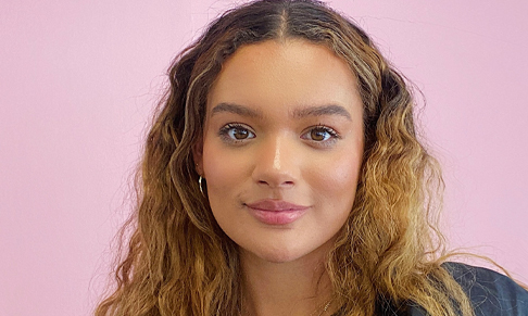 GLAMOUR UK names associate social media manager