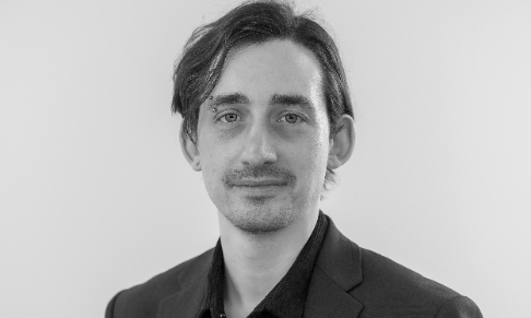 Former Daily Express Entertainment Editor goes freelance