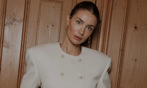 BLUSH Talent MGMT signs fashion and lifestyle influencer (12.7k Instagram followers)
