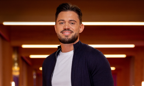 TOTO PR & Management signs Love Is Blind star and influencer (52.2k Instagram followers)