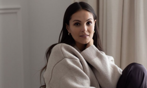 The Stand Talent Management Agency signs fashion & beauty influencer