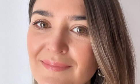 Estée Lauder Communications, Influencer & Social Content Manager update