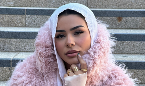 Modest Visions signs beauty, fashion and travel influencer Habiba Da Silva