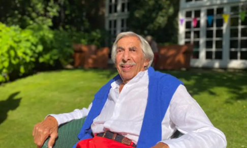 Obituary: Derek Rose's Founder and Chairman 