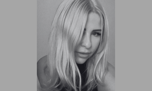 Former Harper’s Bazaar Sittings Editor goes freelance