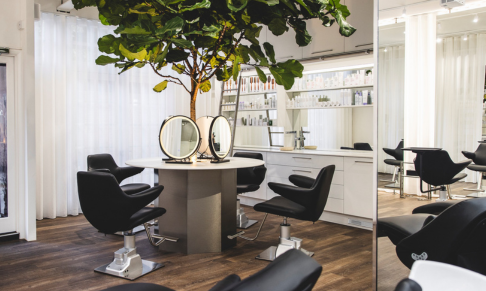 Hair visionary Tom Smith launches hair salon and appoints agency for media and influencer relations
