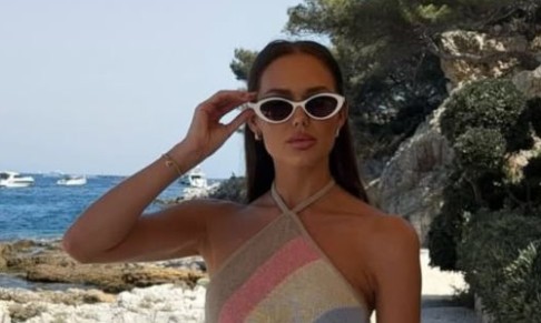 Zodiac Global (UAE) signs fashion and lifestyle influencer (125k Instagram followers)