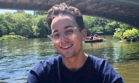 Burberry appoints Senior Social Media Manager