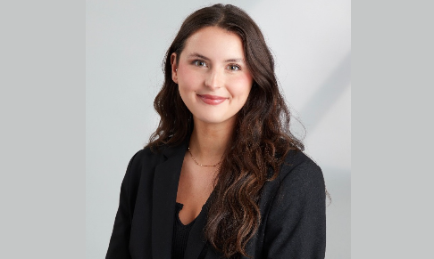 Martha Stewart names Senior Editor