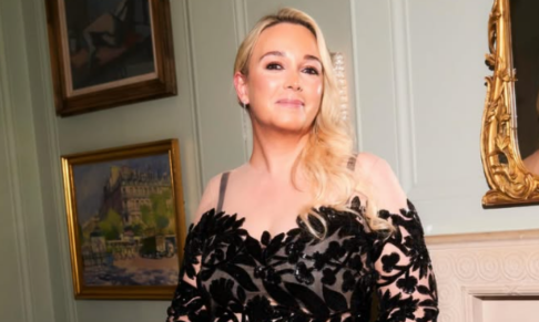 Glamour UK Associate Beauty Director goes freelance