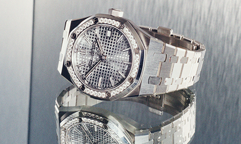 Farfetch.com launches luxury sourcing service Fashion Concierge