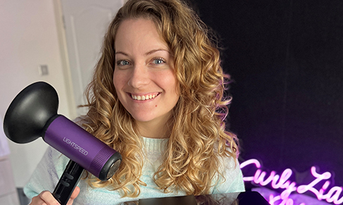 Glamoriser unveils Curly Zia as new Curly Hair Brand Ambassador