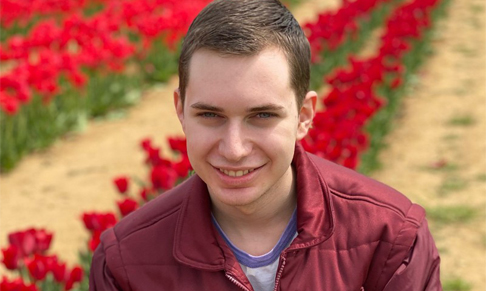 W Magazine USA appoints staff writer, news