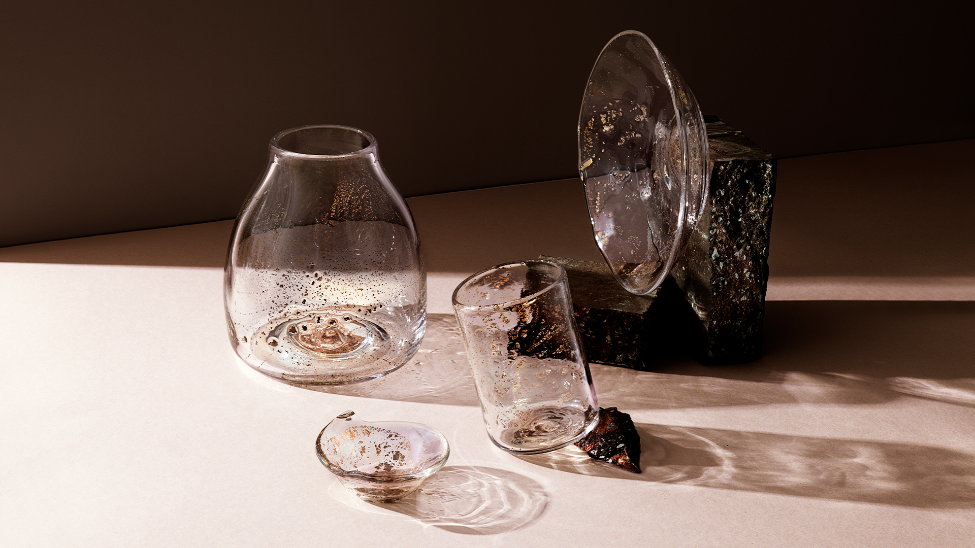 Molten 1090 appoints Nia PR 